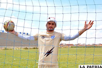 Carlos Franco seguirá defendiendo el arco de San José