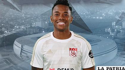 Robinho ahora en el Istanbul Basaksehir de la Superliga turca /brightspotcdn.com