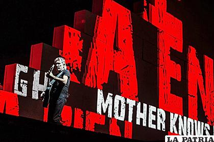 Roger Waters, en el Wembley Arena de Londres, durante una puesta de The Wall, en 2013 /Shutterstock