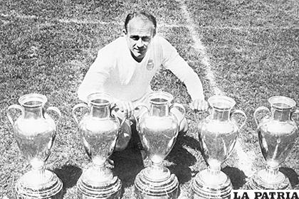 Di Stéfano, ganó varias veces la Liga de Campeones con el Real Madrid
