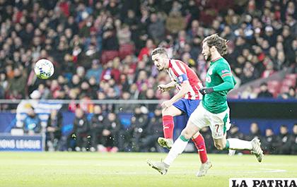 Atlético de Madrid logró el pase venciendo 2-0 al Lokomotiv Moscú /as.com
