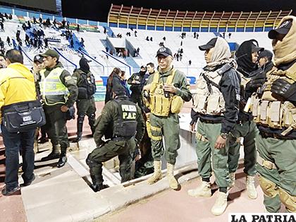 Varios periodistas deportivos se vieron perjudicados por la policía /Ovidio Cayoja /LA PATRIA