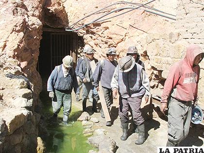 Las aguas ácidas siempre fueron un problema en ésta mina
