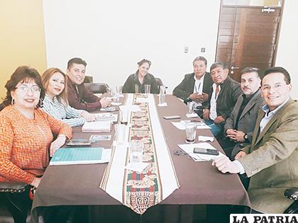 Reunión para transmitir el Carnaval de Oruro 2020 /Ariel Leuca /ACFO