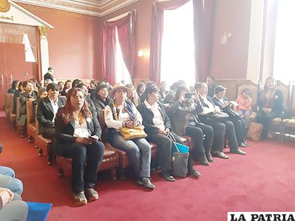 Las promotoras durante el acto desarrollado la mañana del viernes /DIO
