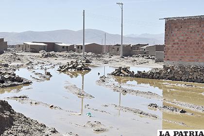 Varios barrios se ven afectados por las lluvias intensas /LA PATRIA /ARCHIVO
