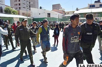 Los jukus fueron aprehendidos en Huanuni/ LA PATRIA