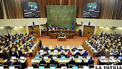 Cámara de Diputados de Chile /CRONICA VIVA
