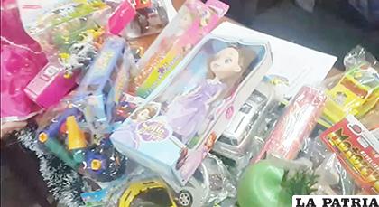 Los juguetes serán distribuidos en varios municipios y establecimientos donde trabajan con niños /LA PATRIA

