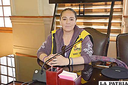 La concejal Kathia Salazar asume el cargo de alcaldesa interina por segunda vez /BOLIVIA EN TUS MANOS