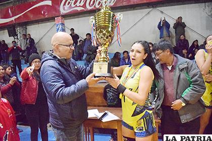 Las bicampeonas orureñas tendrán su añorado torneo 
internacional /LA PATRIA /archivo
