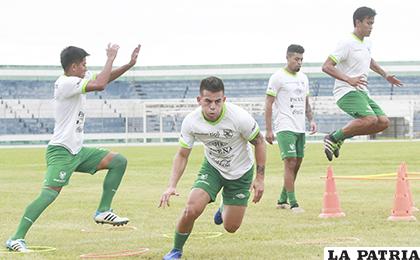 El seleccionado boliviano Sub-23 entrena en Santa Cruz /APG