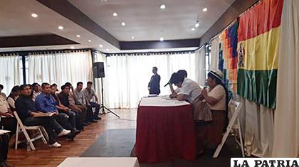 Morales y sus partidarios que se reunieron ayer /RR.SS.