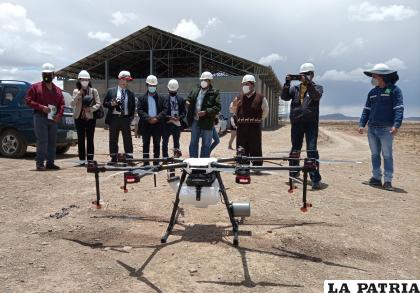 Cooperación de Turquía entrega dron fumigador para fortalecer sembrado de quinua /CIQ