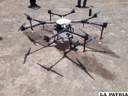La capacidad del dron es de 10 litros y 15 minutos de vuelo /CIQ