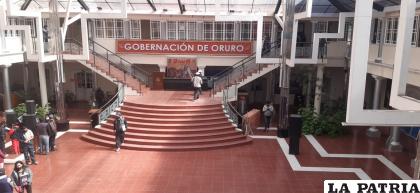 Gobernador Oczachoque señala que respeta la decisión de quienes renunciaron /LA PATRIA