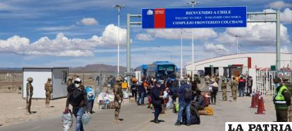 Ingreso de los primeros bolivianos al país por la frontera con Pisiga