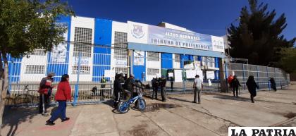 Como nunca antes, el estadio “Bermúdez” y el Palacio de los Deportes, fueron habilitados como recintos electorales