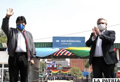 El 9 de noviembre volvió a pisar territorio boliviano, cruzó la frontera por Villazón acompañado del presidente argentino Alberto Fernández