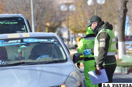 Las autoridades recomiendan no bajar la guardia, particularmente en el transporte público ya que mucha gente utiliza el servicio