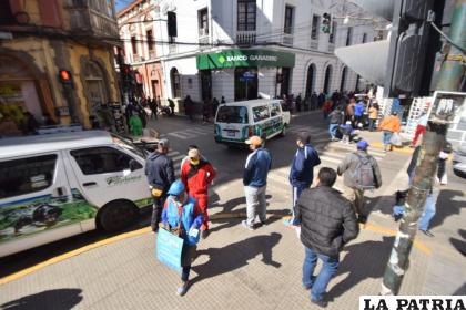 Autoridades en alerta ante posible segunda ola de Covid-19 en Oruro / LA PATRIA