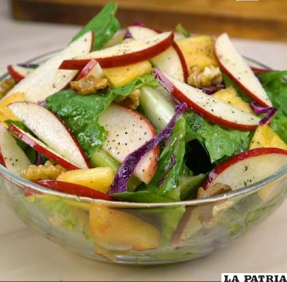 ENSALADA DE LECHUGA MORADA