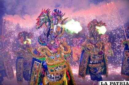La Diablada Artística Urus participa en el Carnaval de Oruro /archivo LA PATRIA