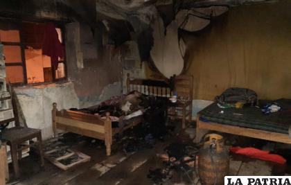 De esta manera quedó el cuarto donde murió la persona de 50 años /LA PATRIA