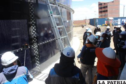 Durante la visita de los dirigentes y personeros de SeLA al proyecto /SeLA