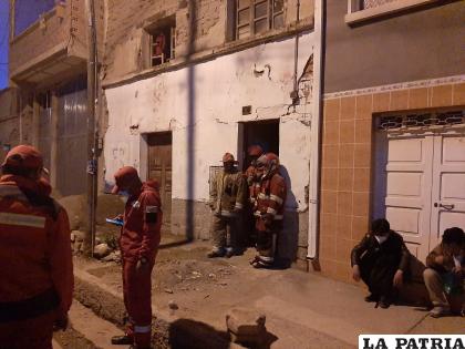 Los Bomberos controlaron y extinguieron el fuego que se iniciaba en el domicilio /LA PATRIA