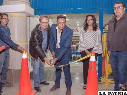 Inauguración de la sucursal de AGSA en Oruro