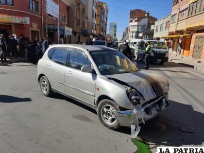 El conductor de este automóvil estaba manejando en estado de ebriedad /LA PATRIA