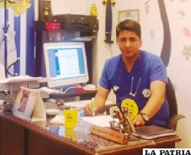 Cofundador de la Sociedad Boliviana de Neonatología