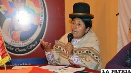 Francisca Alvarado quiere ser candidata por el MAS para la Gobernación de Oruro /EJUTV
