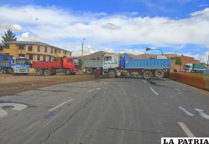 Los bloqueos del sector transporte exigiendo sus demandas /LA PATRIA