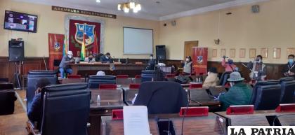 Esperan sesionar hoy por tiempo y materia /LA PATRIA