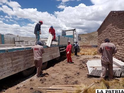 Material prefabricado es entregado para el inicio de la obra /UTO