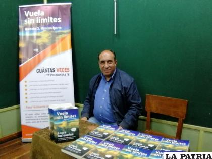 El autor del libro “Vuela sin límites… Logra tus sueños”, Marcelo Miralles /LA PATRIA