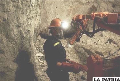 El trabajo de la minería se mantiene en una condición de alto sacrificio y riesgo humano