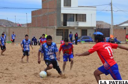 La fase semifinal se jugó entre altas y bajas /LA PATRIA