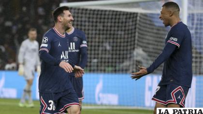 Messi y Mbappé celebran la victoria del PSG ante el Mónaco 
/beinsports.com