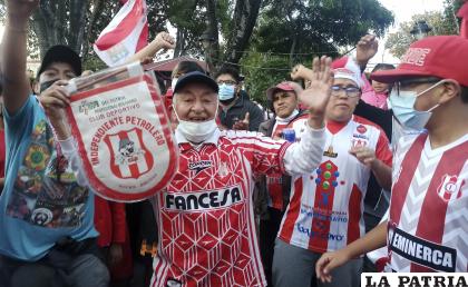 En Sucre no se cansan de celebrar el título de Independiente y su clasificación a Copa Libertadores /APG