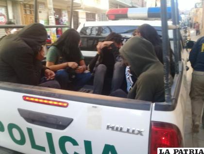 Los adolescentes se resistían a salir del lugar /LA PATRIA