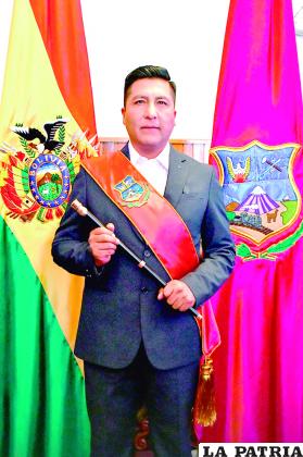 Adhemar Wilcarani, logró 52.395 votos que significó el 29.53 por ciento.