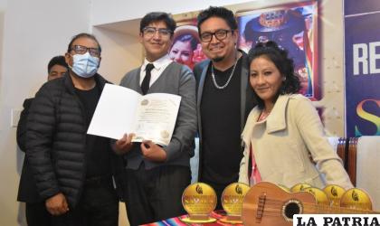 Osmar Porcel Montoya, codirector de La Barba del Quirquincho recibe la distinción Saywa 2021 /LA PATRIA