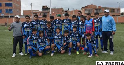 Futuro FC digno subcampeón del torneo /LA PATRIA