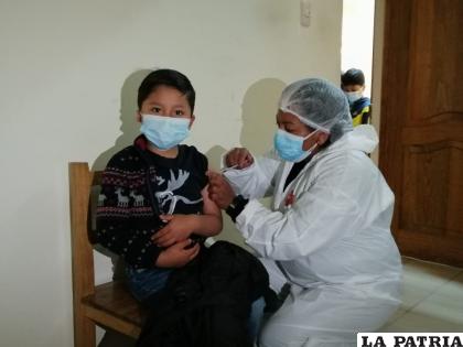 Vacunación a niños de 5 a 11 años / LA PATRIA