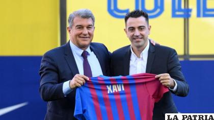 Xavi Hernández tiene la tarea de reencaminar al Barcelona /as.com