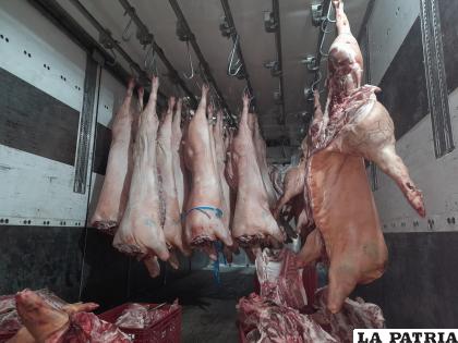 Operativo en frigorífica para identificar el estado de la carne /GAMO