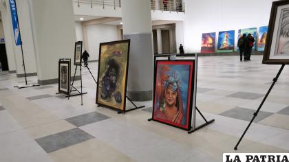 Las obras muestran la riqueza del Carnaval de Oruro /LA PATRIA 
